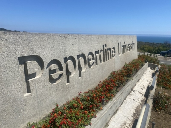 PEPPERDINE UNIVERSITY - LOS ANGELES MALIBU - FLAT&FRIENDS